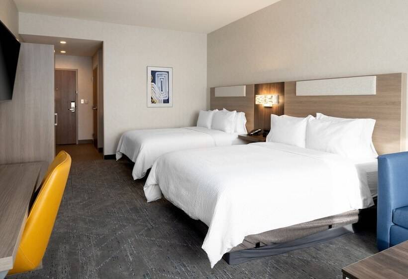 스위트, Holiday Inn Express & Suites   Hollister, An Ihg