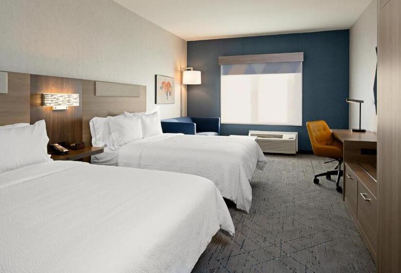 스위트, Holiday Inn Express & Suites   Hollister, An Ihg