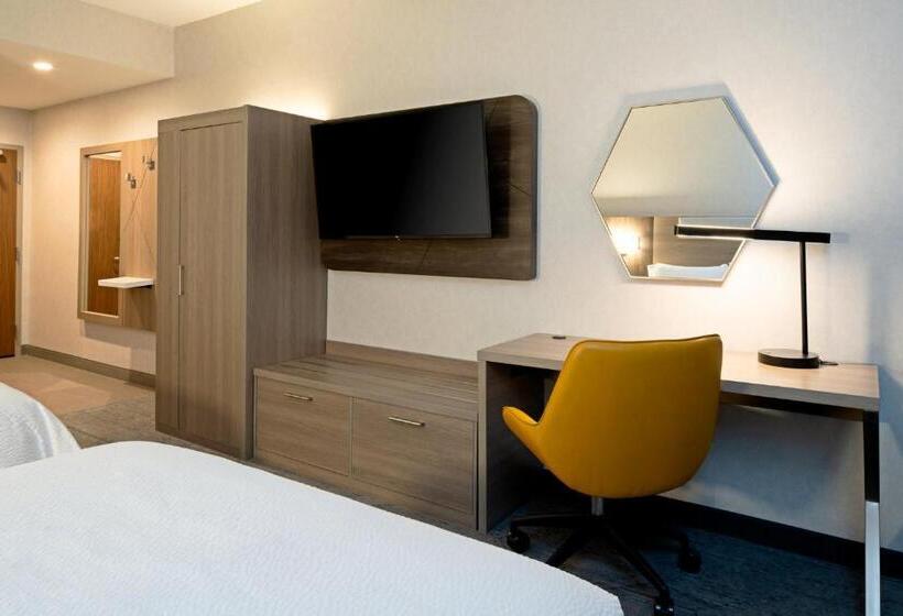 장애인을 위한 퀸사이즈 스탠다드 룸, Holiday Inn Express & Suites   Hollister, An Ihg