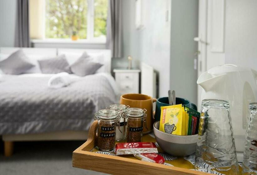 اتاق لوکس با تخت بزرگ, Morwick House B&b