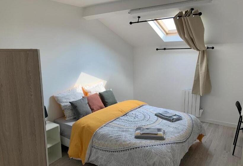 Chambre Standard Salle de Bains Commune, Villa Tenjin Chambre 16