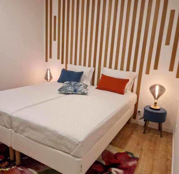 스탠다드 룸 킹사이즈 침대, Mil E Uma Noites