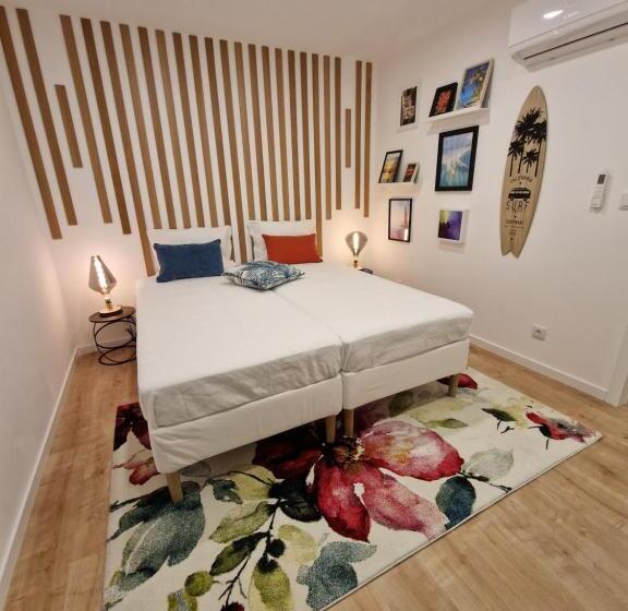 스탠다드 룸 킹사이즈 침대, Mil E Uma Noites