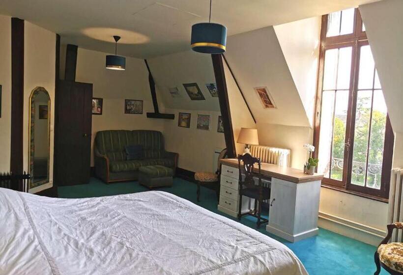 디럭스 룸, Château De Swann