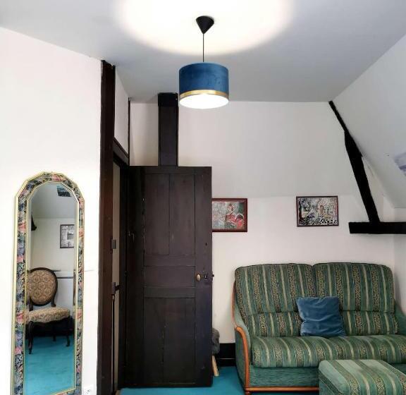 디럭스 룸, Château De Swann