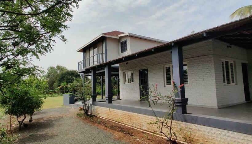 Pokój Rodzinny, Shakuntala Farms Rustic Farmstay With Modern Comforts