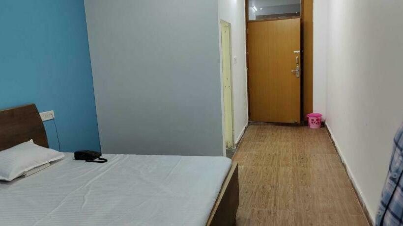 Трехместный Номер Классика, Spot On 93593 Sailors Galley