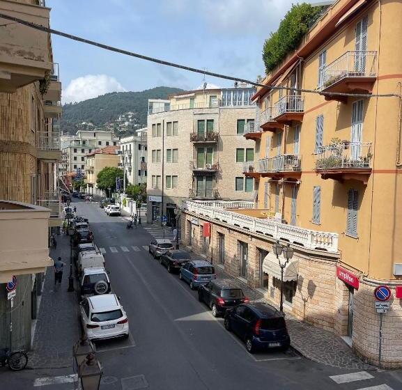 Standard room with outdoor bath, Gialla Ridi Che Ti Passa