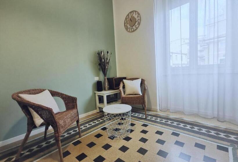 Standard room with outdoor bath, Gialla Ridi Che Ti Passa