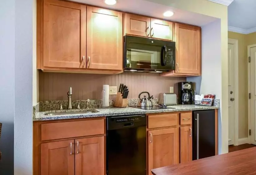 Standard-studio, South Mountain Resort