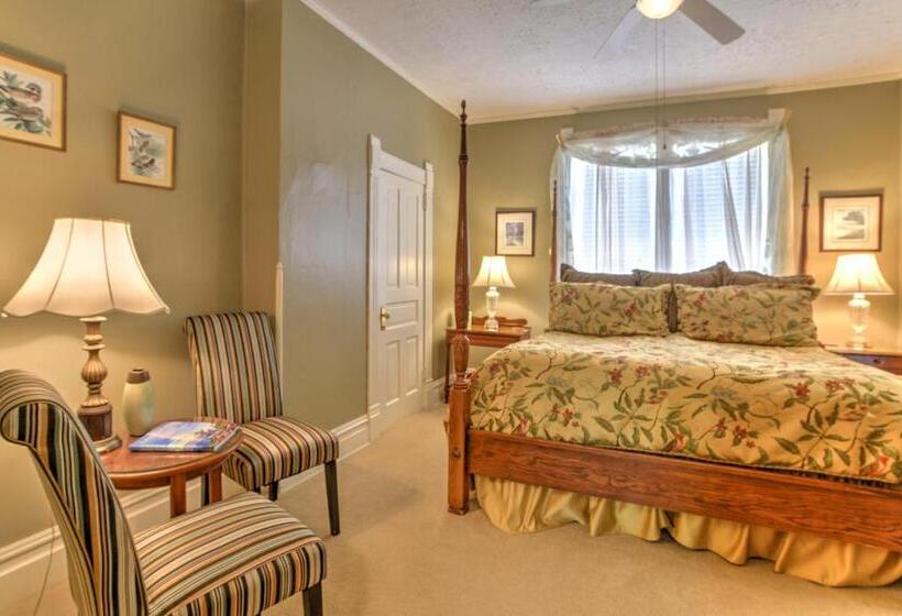 غرفة قياسية سرير كينج, 1898 Waverly Inn