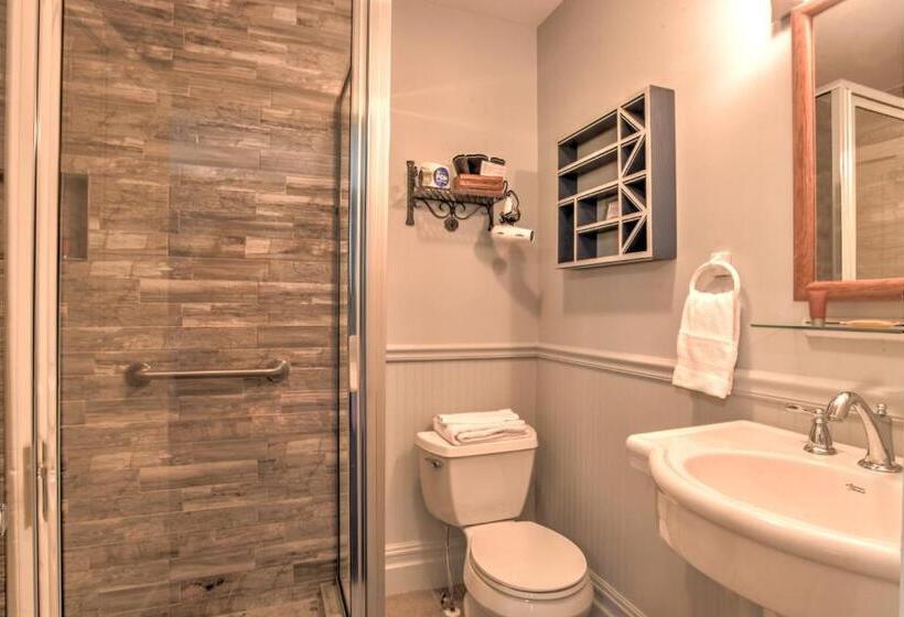 غرفة سوبيريور, 1898 Waverly Inn