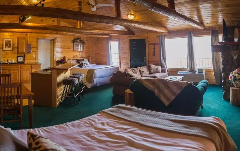 １ベッドルームドゥプレックスアパートメント, Anglers Lodge