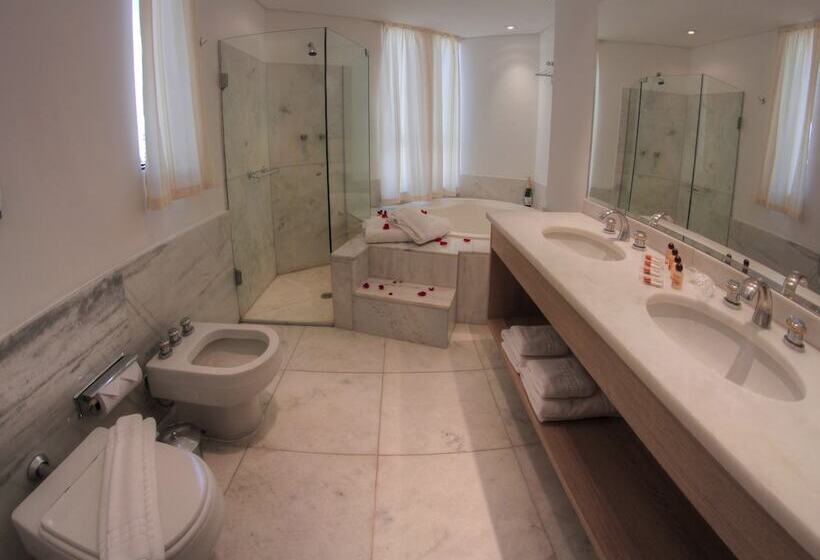 Номер Deluxe, Ema Palace