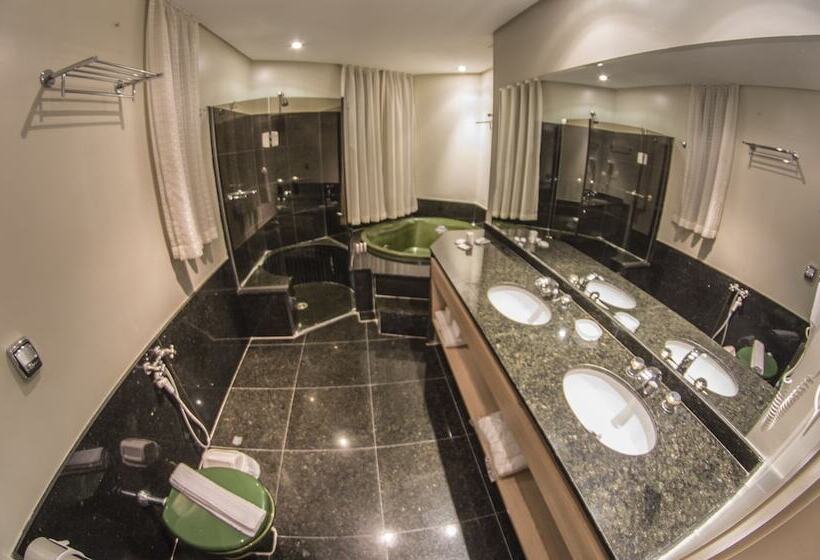 Номер Deluxe, Ema Palace