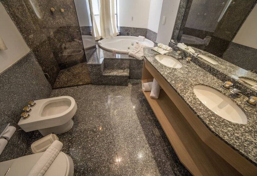 Номер Deluxe, Ema Palace