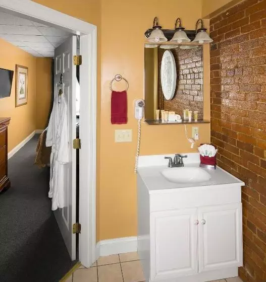 バスタブ付きスーペリアールーム, Inn At St John Portland In Town