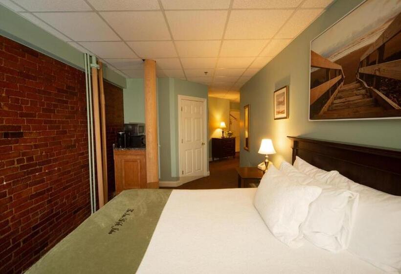 غرفة سوبيريور مزود بجاكوزى, Inn At St John Portland In Town