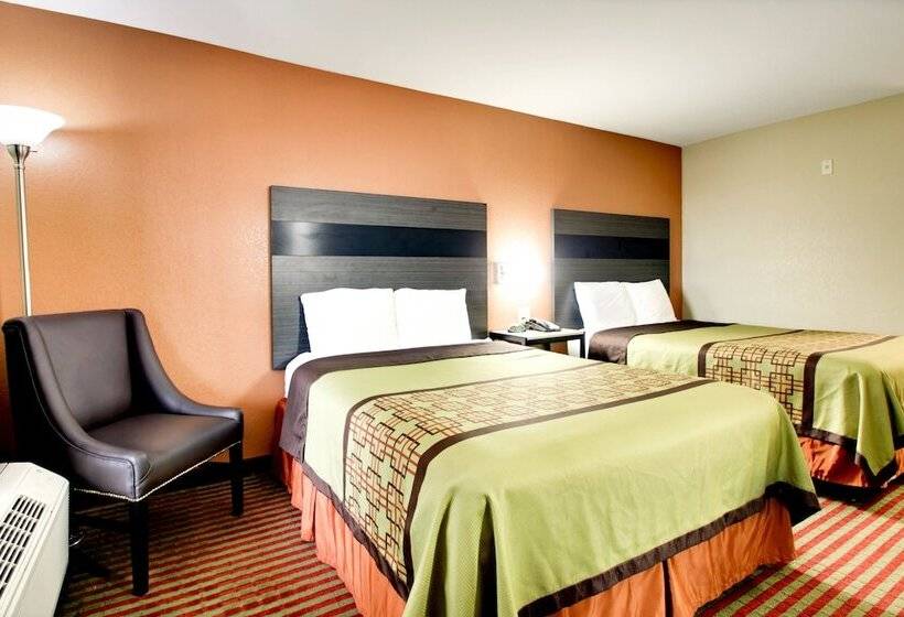 带2个双人床的标准工作室, Key West Inn Millbrook