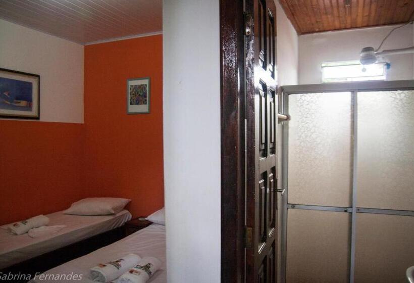 스탠다드 트리플 룸, Papagaio Hostel & Pousada