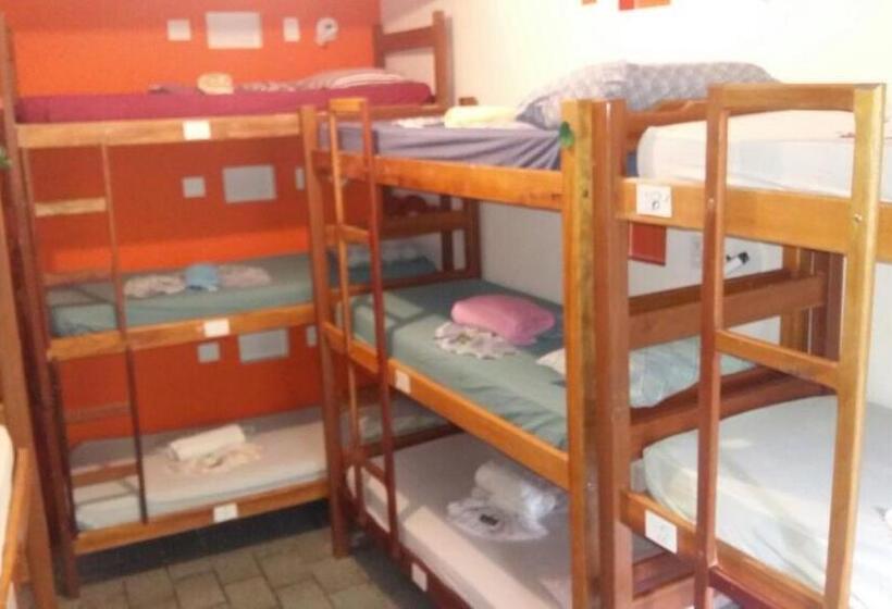 공동 객실, Papagaio Hostel & Pousada