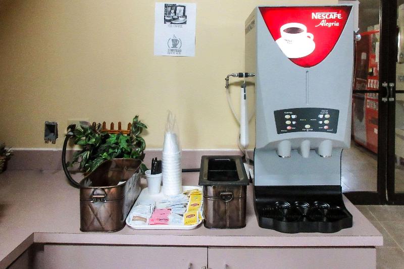 غرفة قياسية سرير كينج, Rodeway Inn