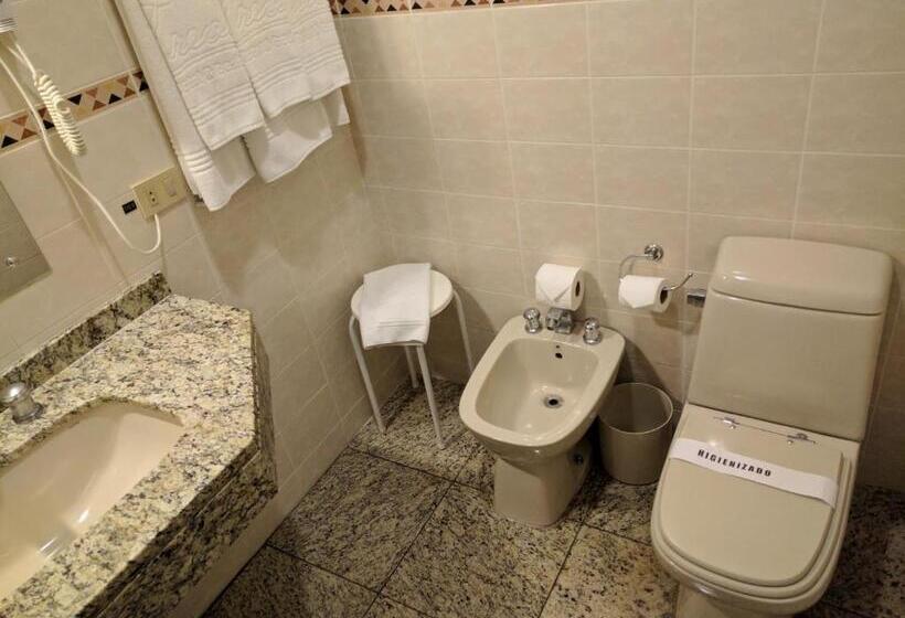 Трехместный Номер Deluxe, Trevi Hotel E Business