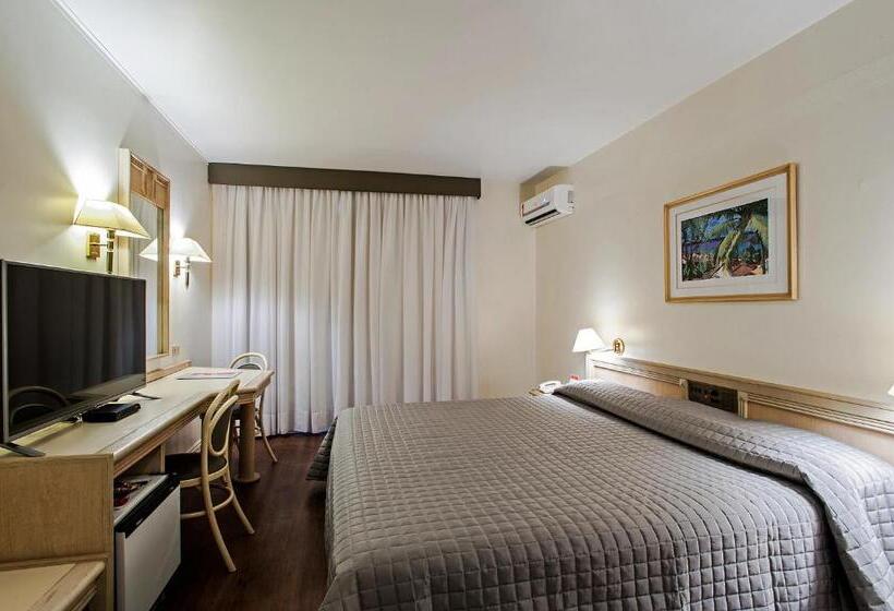 جناح عائلي, Trevi Hotel E Business
