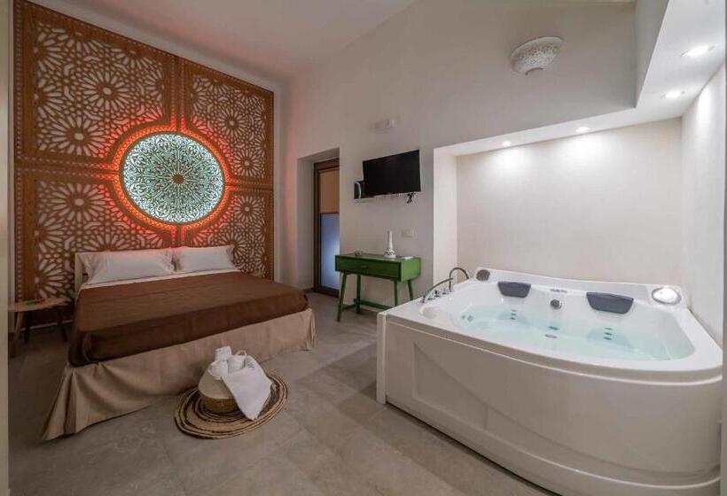 חדר דלוקס, Corte Janca