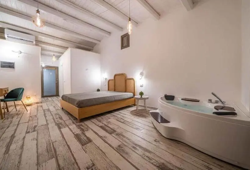 デラックスルーム, Corte Janca