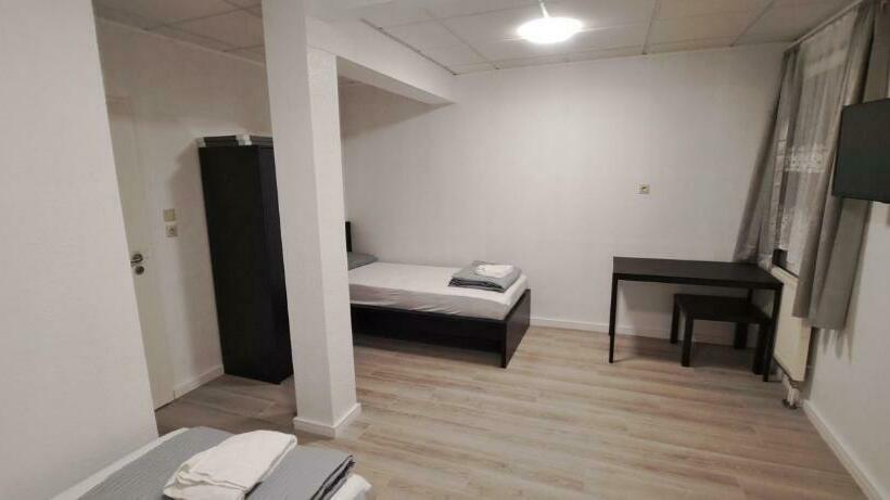 スタンダードトリプルルーム, Pension Alex Magdeburg