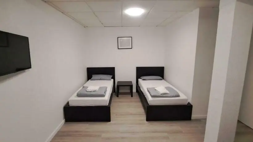 اتاق استاندارد سه نفره, Pension Alex Magdeburg