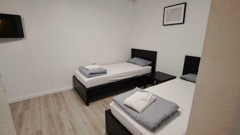 スタンダードトリプルルーム, Pension Alex Magdeburg