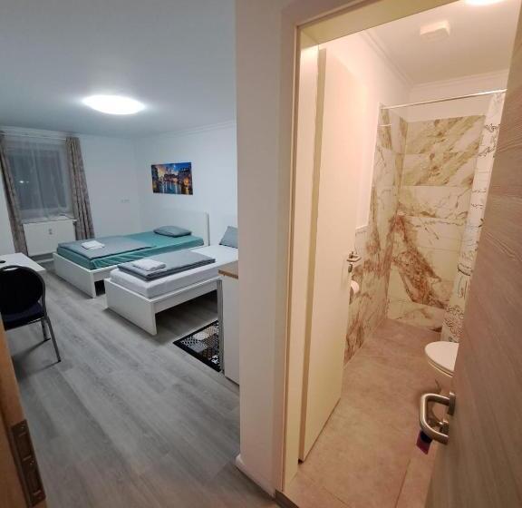 ファミリールーム, Pension Alex Magdeburg