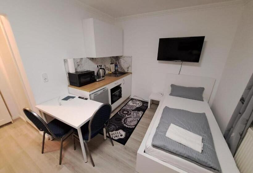 スタンダードトリプルルーム, Pension Alex Magdeburg