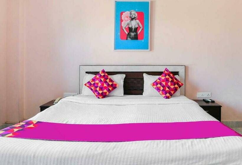 غرفة كلاسيكية ثلاثية, Collection O The Orchid  Near Omaxe Celebration Mall