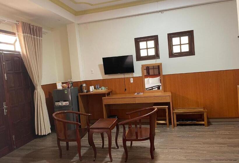 اتاق استاندارد با تخت بزرگ, Khách Sạn Mekong Star