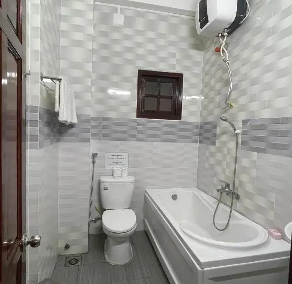 اتاق استاندارد با تخت بزرگ, Khách Sạn Mekong Star