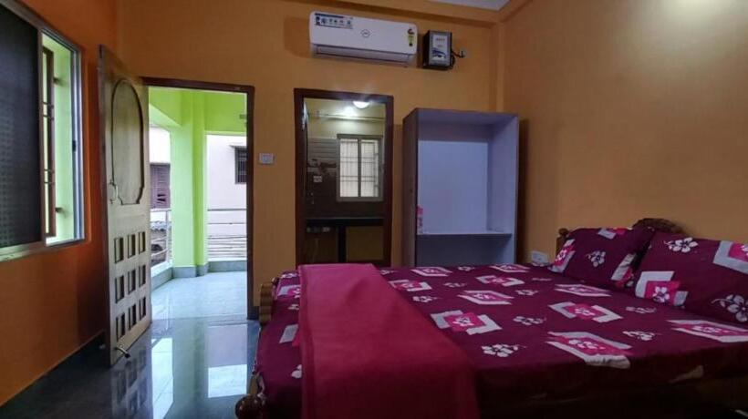 Büyük Çift Kişilik Yataklı Delüks Oda, Goroomgo Neelachal Holiday Nibasa Puri Near Sea Beach Area   Perfect Location With Excellent Service