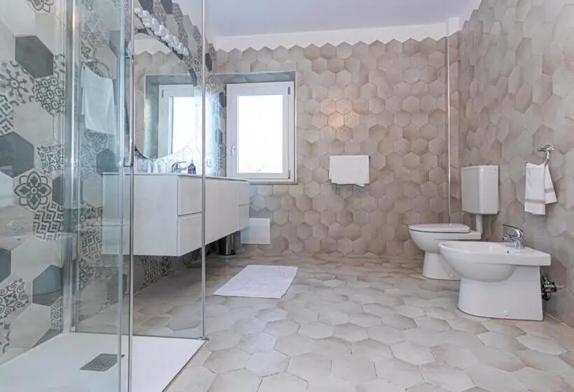 オーシャンビューのスーペリアトリプルルーム, B&b Villa Costanza
