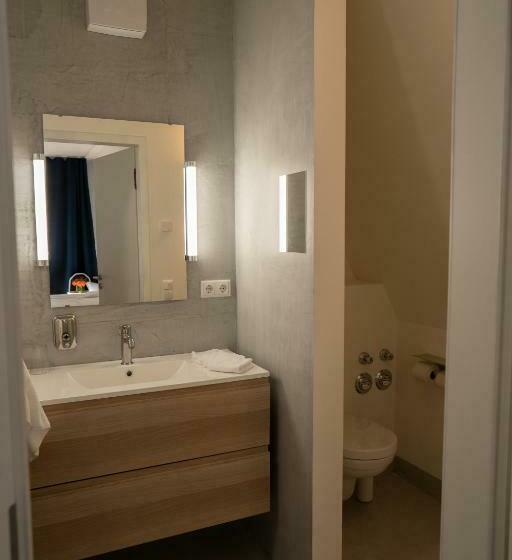 اتاق استاندارد, The Layhead B&b