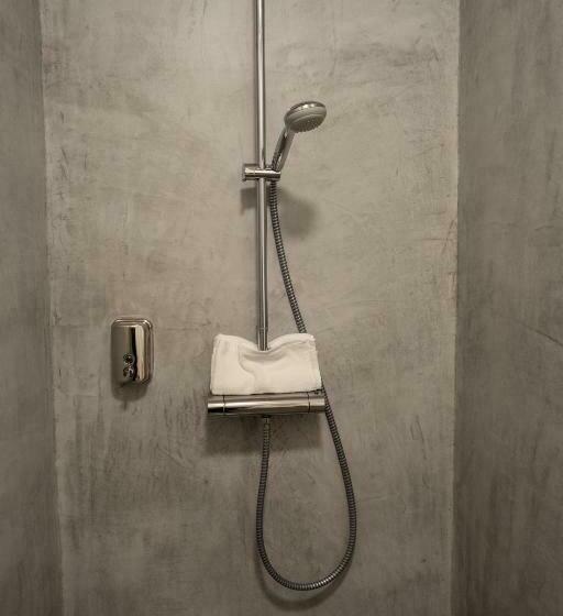 اتاق استاندارد, The Layhead B&b