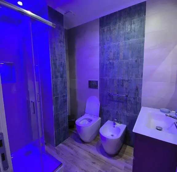 اتاق لوکس سه تخته, B&b New Paris & Suite