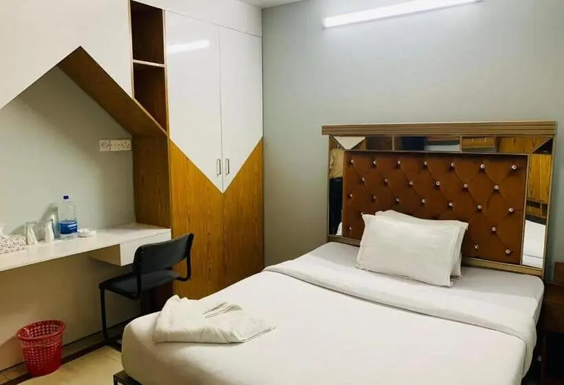 اتاق لوکس یک تخته, Heaven Inn