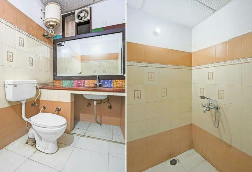 اتاق کلاسیک سه تخته, Flagship 92707  Mahi