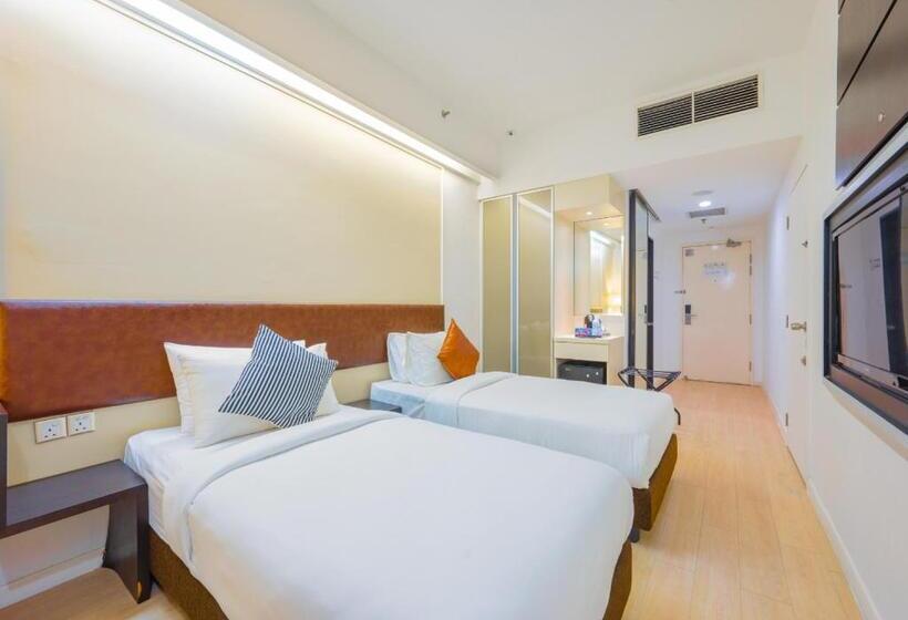 标准间, Greystone Centrestage Pj