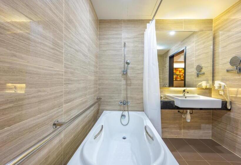 豪华套房, Greystone Centrestage Pj