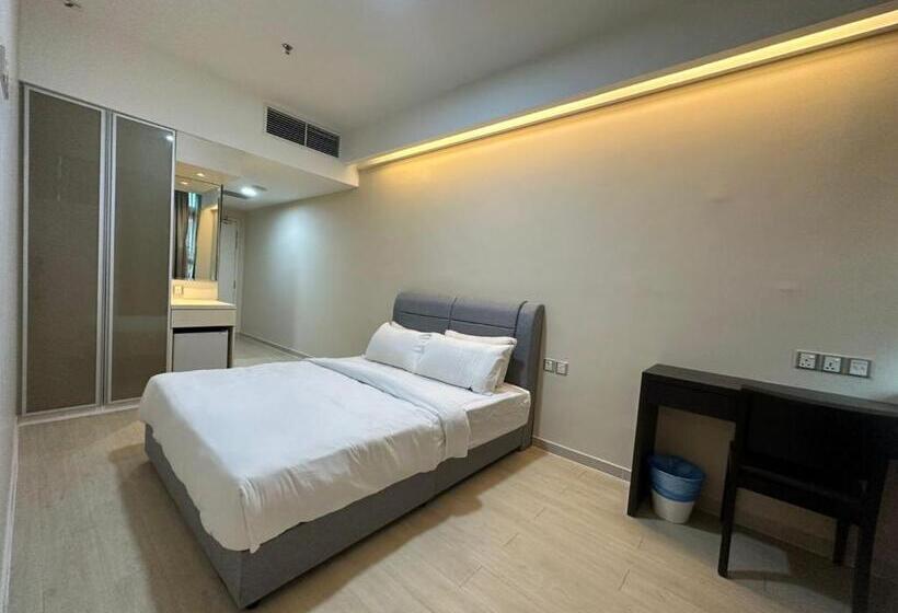 家庭套房, Greystone Centrestage Pj