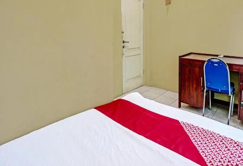 スタンダードルーム, O Kost Esklusif Barokah