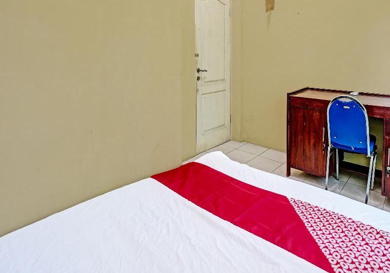 اتاق استاندارد, Oyo 91572 Kost Esklusif Barokah